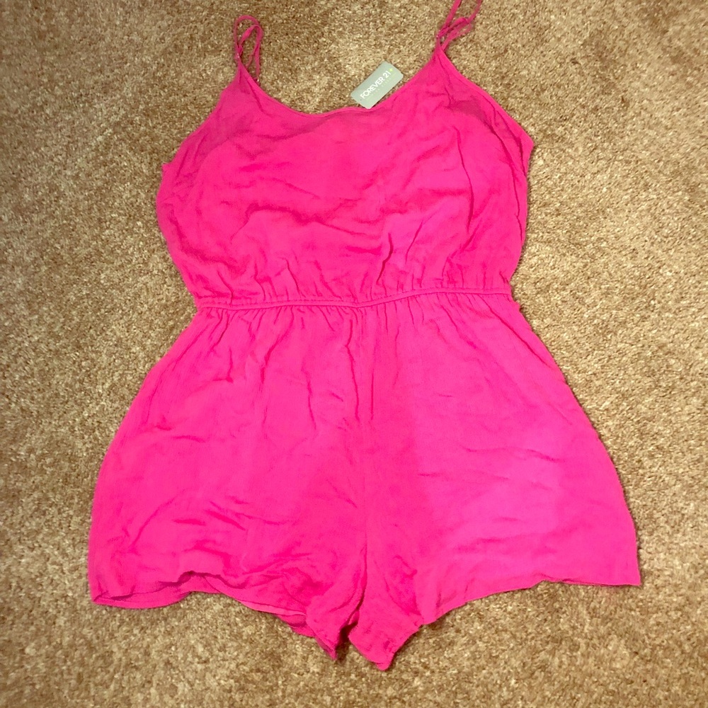 🌺Pretty in pink romper! 🌺